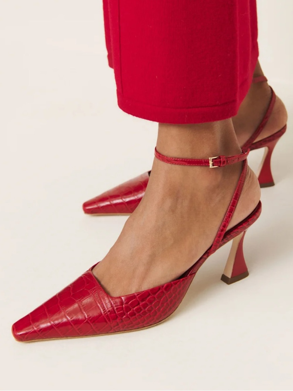 ISO Reformation Natasha Pump in Lava Croc Size 9